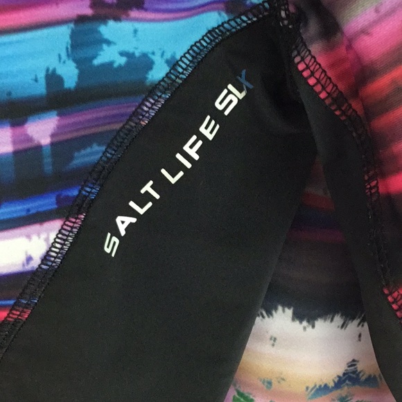 SALT LIFE Multi Color Rashguard - Picture 6 of 7